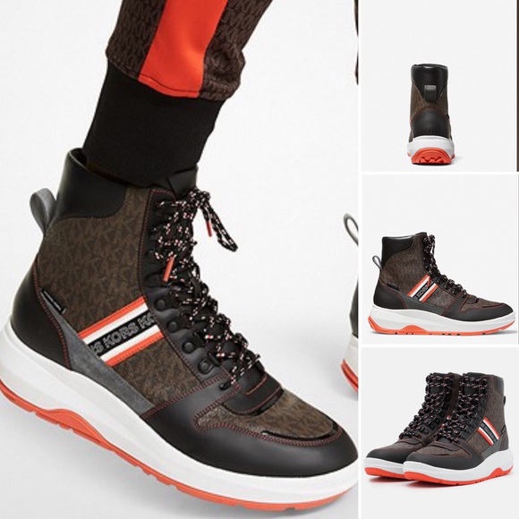 Michael Kors Signature Boots - Picture 6 of 10